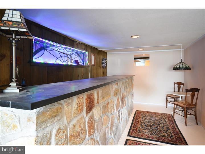 7436 Hill Road Philadelphia, PA 19128 - Photo 23 of 25 Gallery Image 23