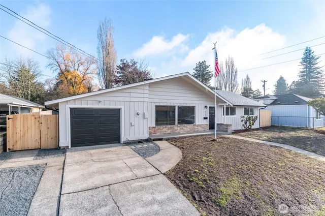 $2,500 | 6235 A Street, Tacoma, WA 98408