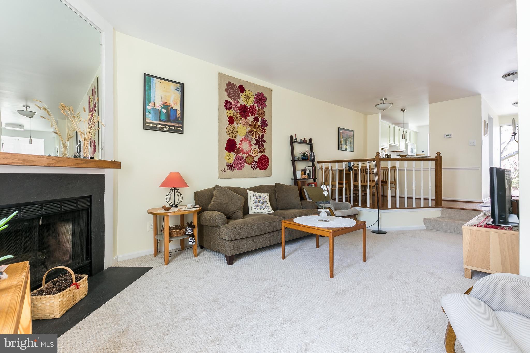 11905 Crosswind Court Reston, VA 20194 - Photo 7 of 22 Living Room
