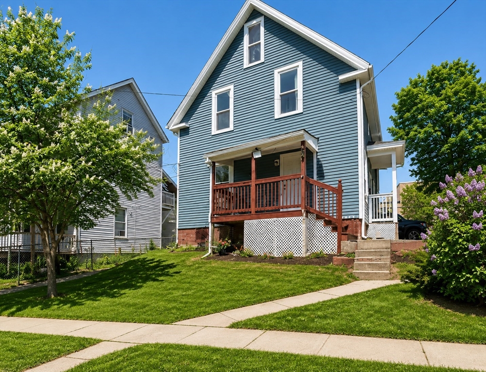 5 Ripley Place Worcester, MA 01610 - Photo 3 of 12