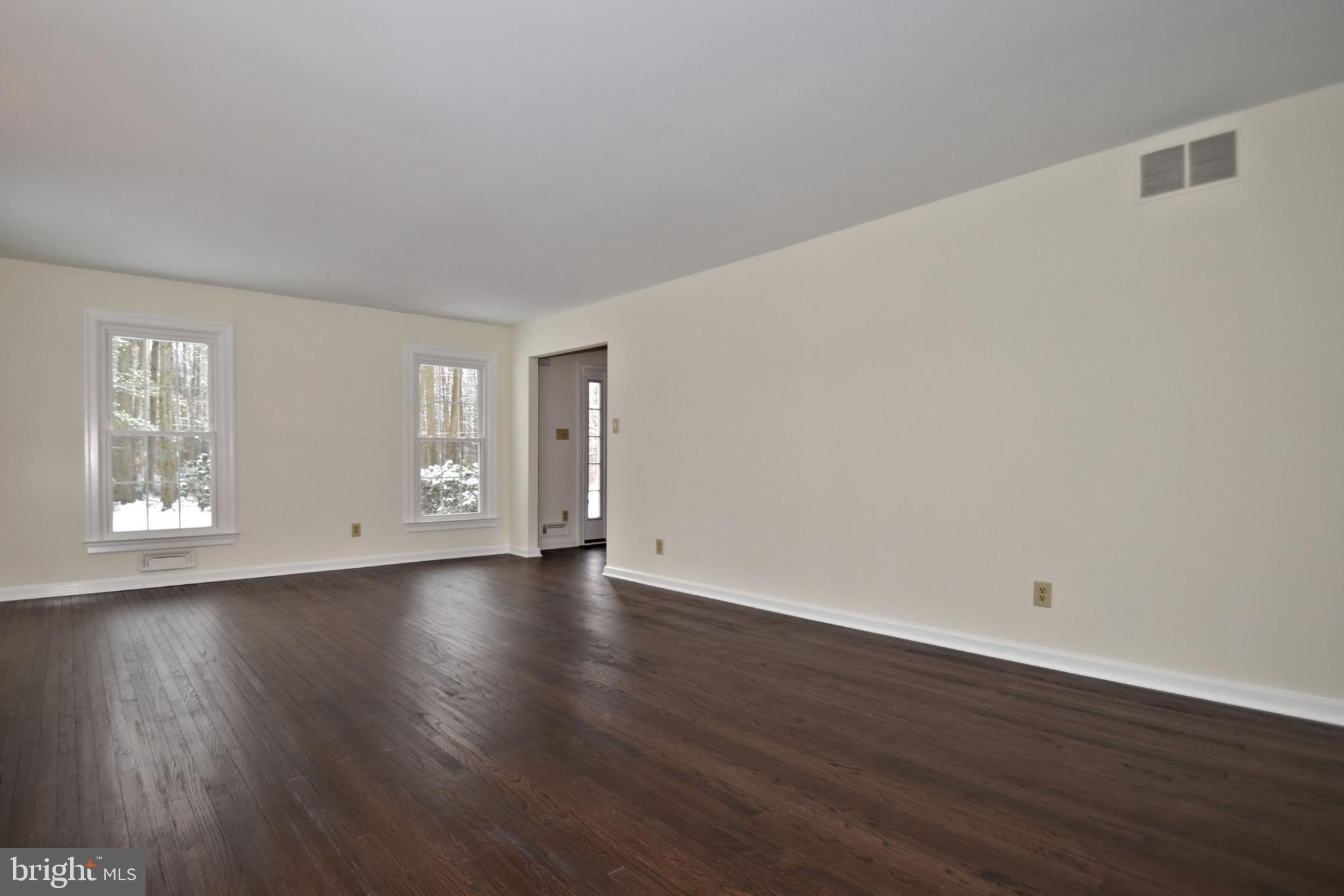 404 Sunset Road Burlington, NJ 08016 - Photo 26 of 72 Living room looking back to Foyer entry