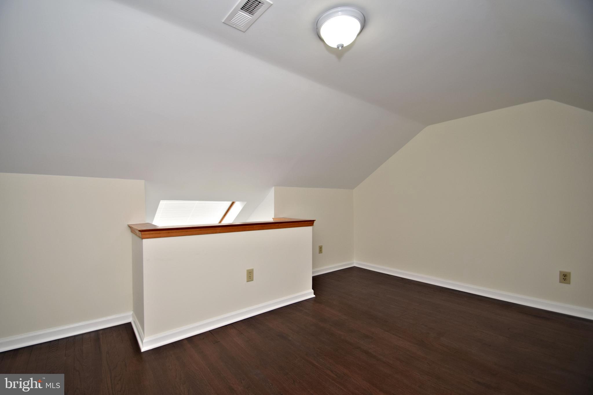 404 Sunset Road Burlington, NJ 08016 - Photo 52 of 72 Study with clear story