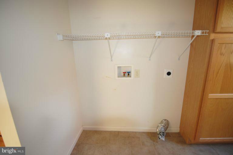 594 Fletcher Road Gore, VA 22637 - Photo 18 of 29 Interior (General)