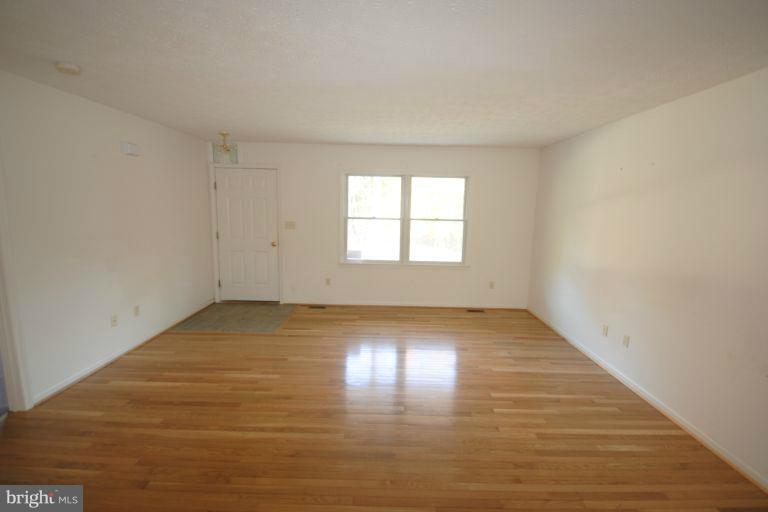 594 Fletcher Road Gore, VA 22637 - Photo 24 of 29 Living Room