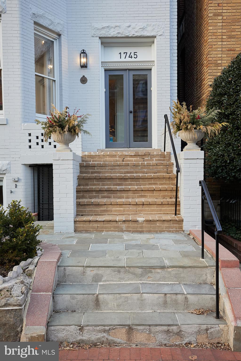 1745 T Street Northwest, Unit 1 Washington, DC 20009 - Photo 3 of 29