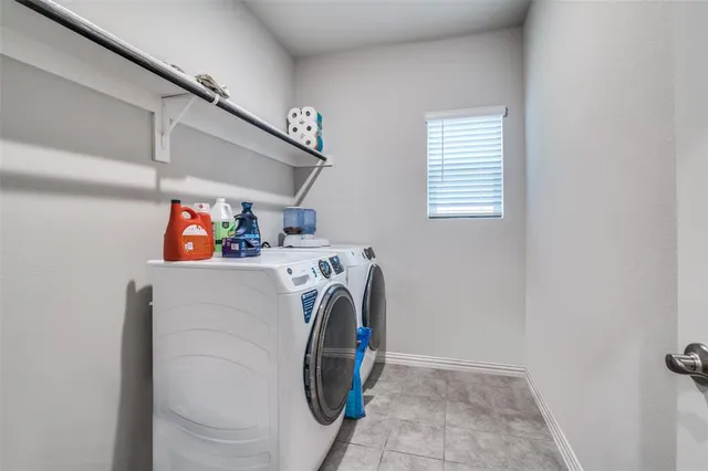 $310,000 | 1144 Enchanted Rock Lane, Royse City, TX 75189