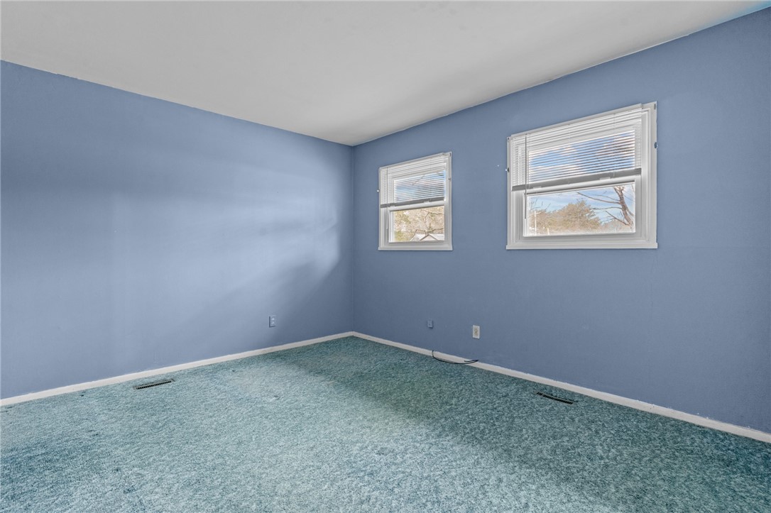 25 Town Farm Road Coventry, RI 02816 - Photo 16 of 31
