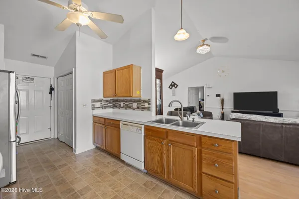 $280,000 | 222 Saratoga Lane, New Bern, NC 28562