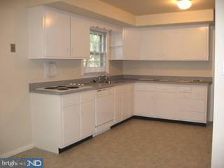 509 Kerr Lane Springfield, PA 19064 - Photo 4 of 6
