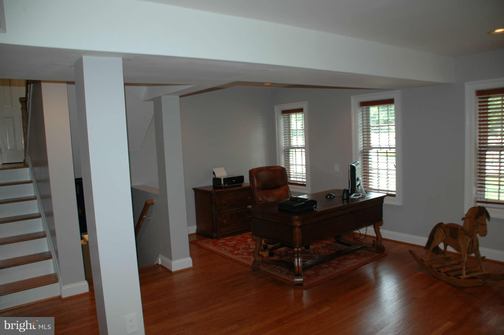 12100 Pueblo Road Gaithersburg, MD 20878 - Photo 13 of 15 Interior General