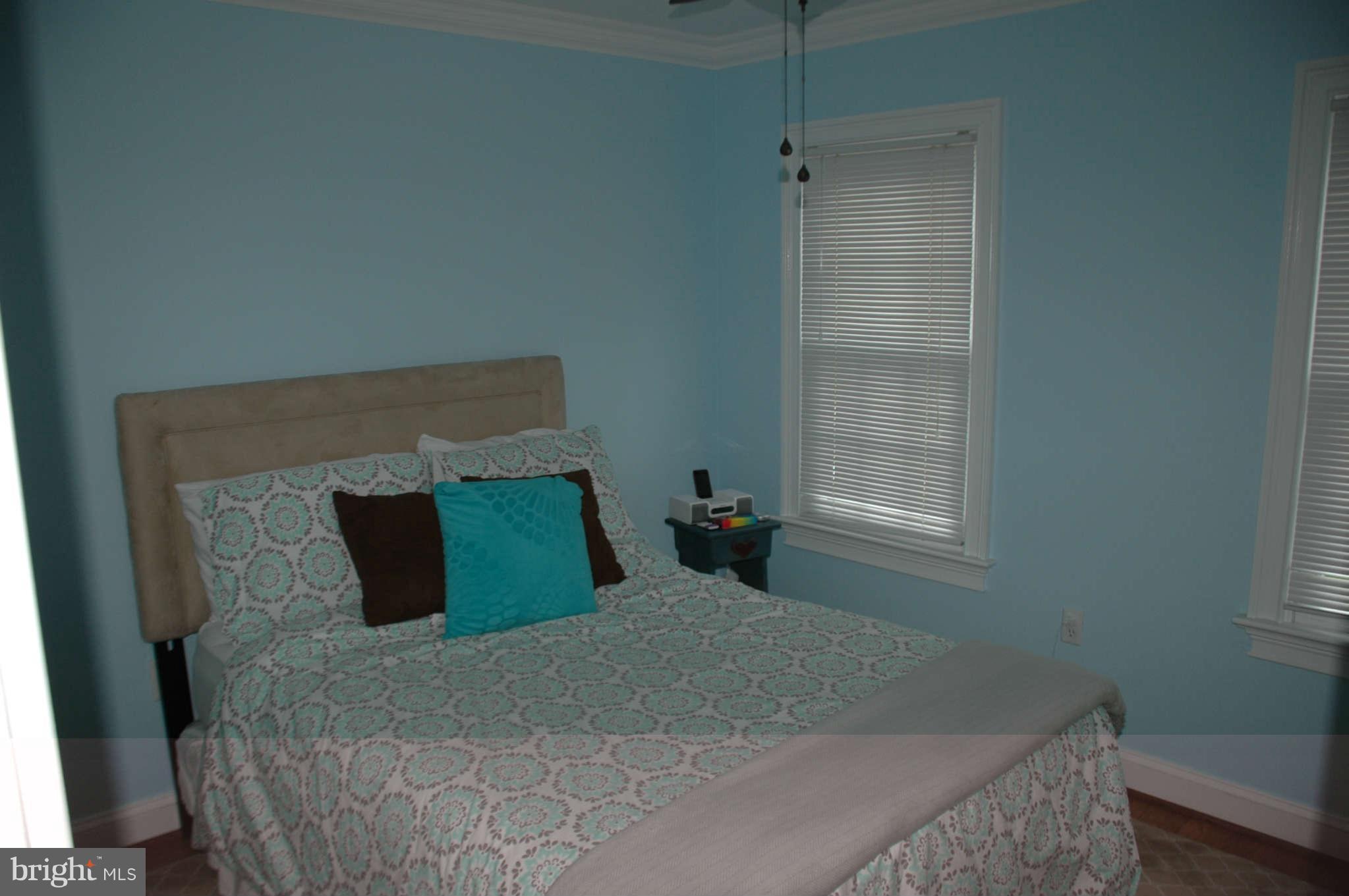 12100 Pueblo Road Gaithersburg, MD 20878 - Photo 5 of 15 Bedroom