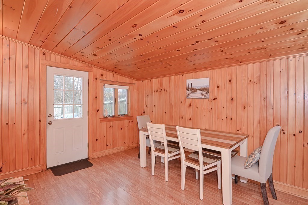 46 Thorne Road Bourne, MA 02532 - Photo 17 of 39