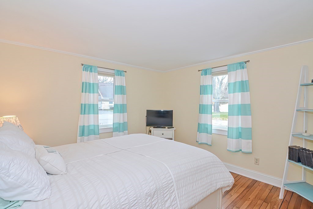 46 Thorne Road Bourne, MA 02532 - Photo 24 of 39