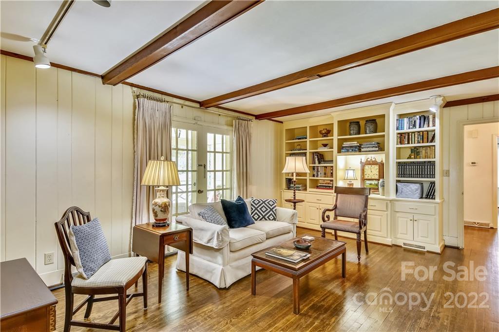 1201 Turnbridge Road Charlotte, NC 28226 - Photo 8 of 34 Gallery Image 8