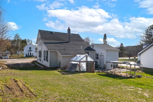 $122,500 | 112 Church Street, Tustin, MI 49688