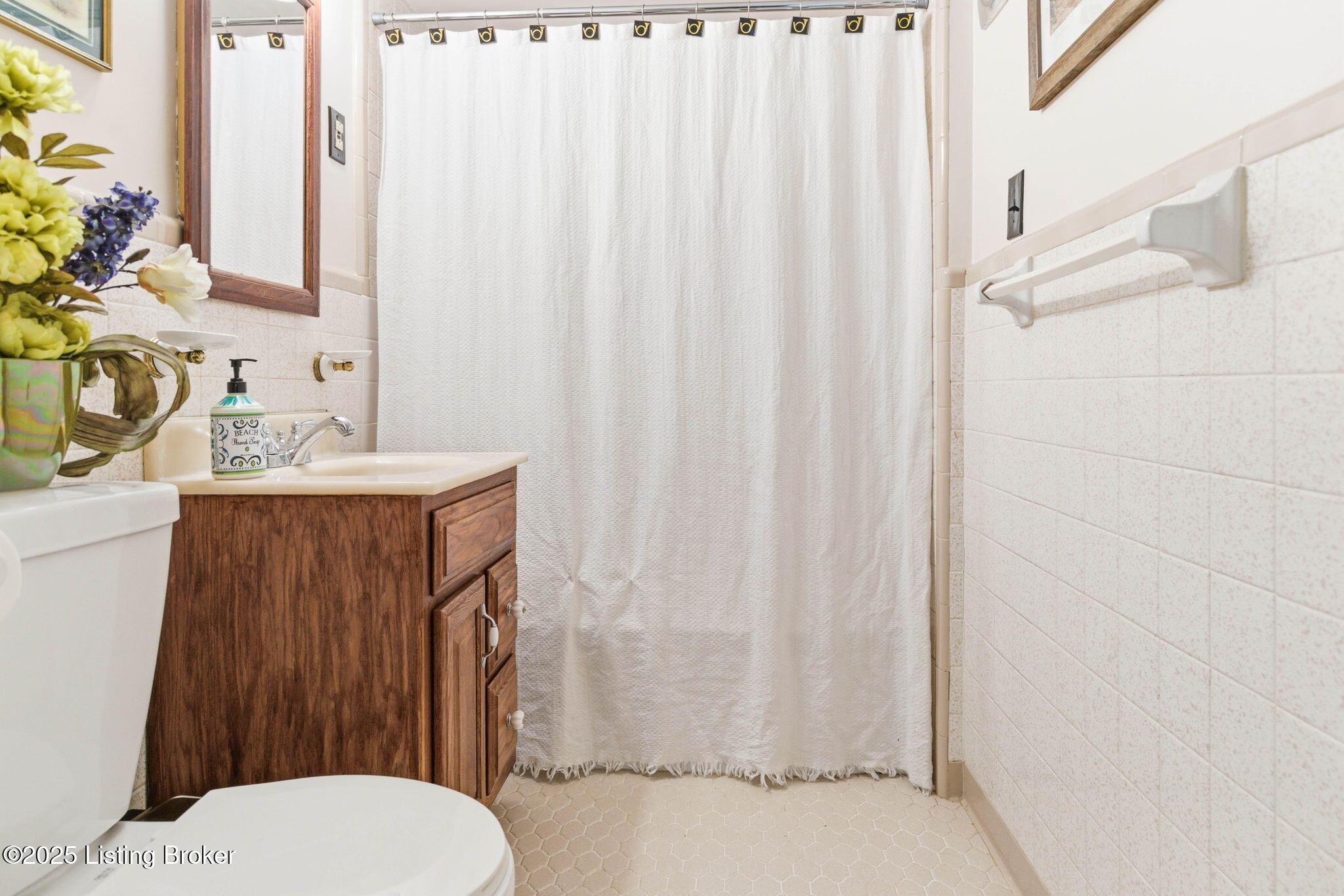 3828 Ormond Road Louisville, KY 40207 - Photo 42 of 75 3828 Ormond Road-65