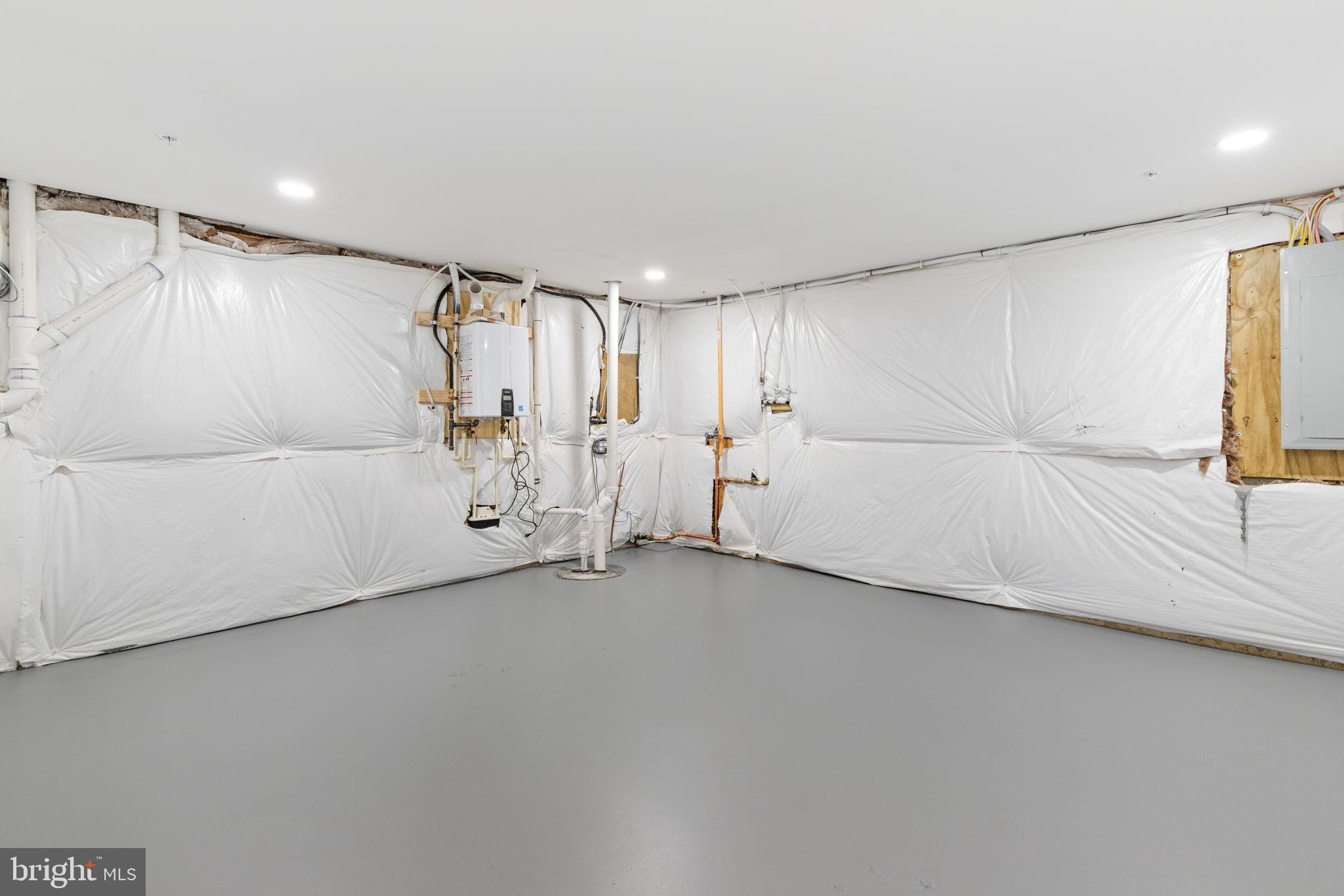 1108 Litchfield Road Baltimore, MD 21239 - Photo 43 of 109 a view of a garage