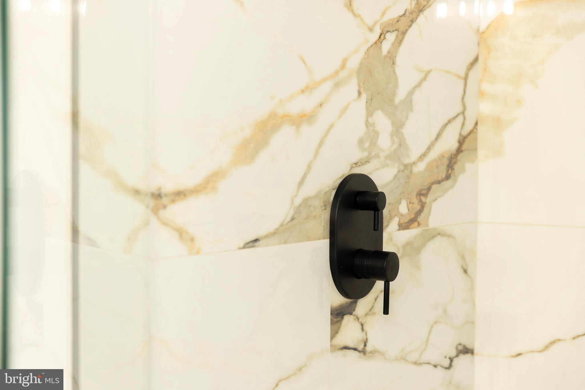 1108 Litchfield Road Baltimore, MD 21239 - Photo 86 of 109 a bathroom with a sink and a mirror