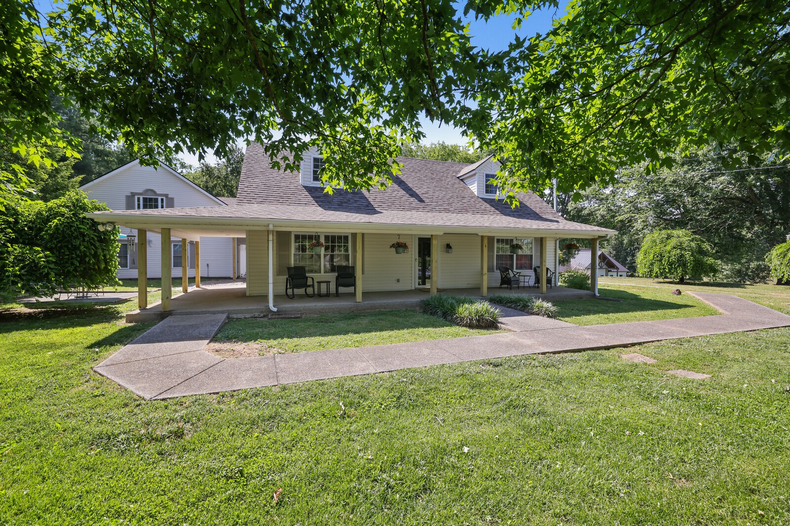 1138 Shahan Road Pleasant View, TN 37146 - Photo 3 of 70