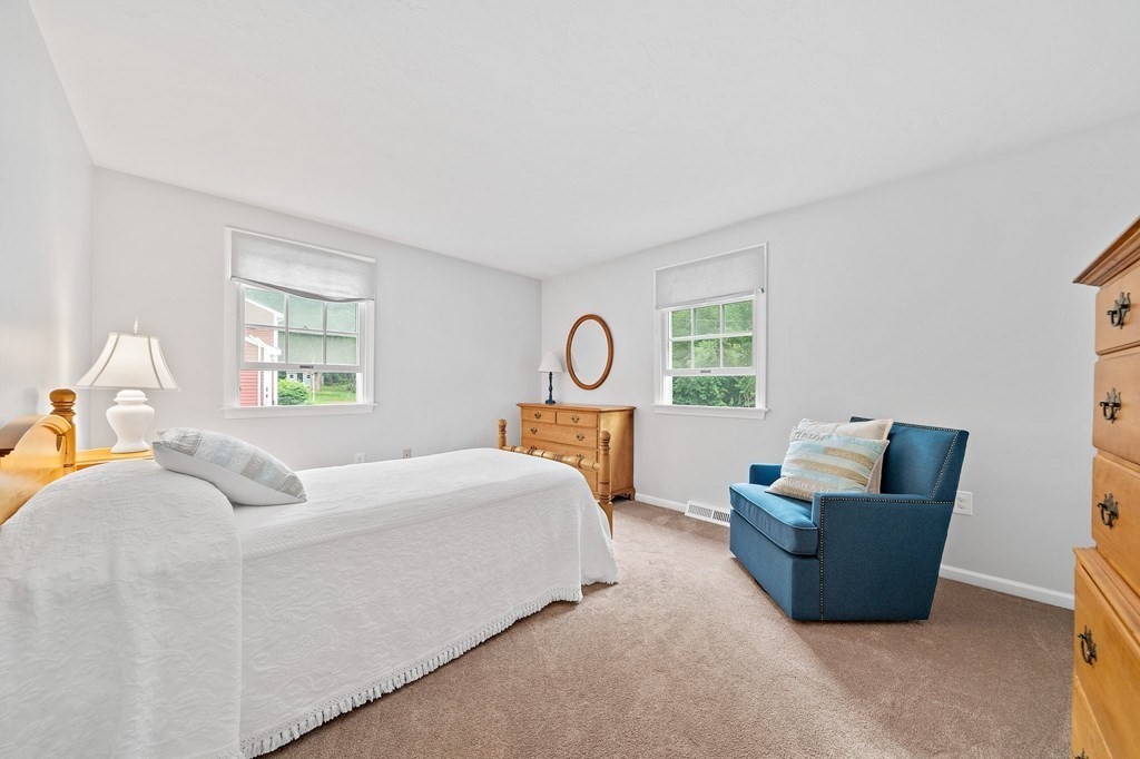 39 Sunset Road Weymouth, MA 02189 - Photo 15 of 28 Gallery Image 15