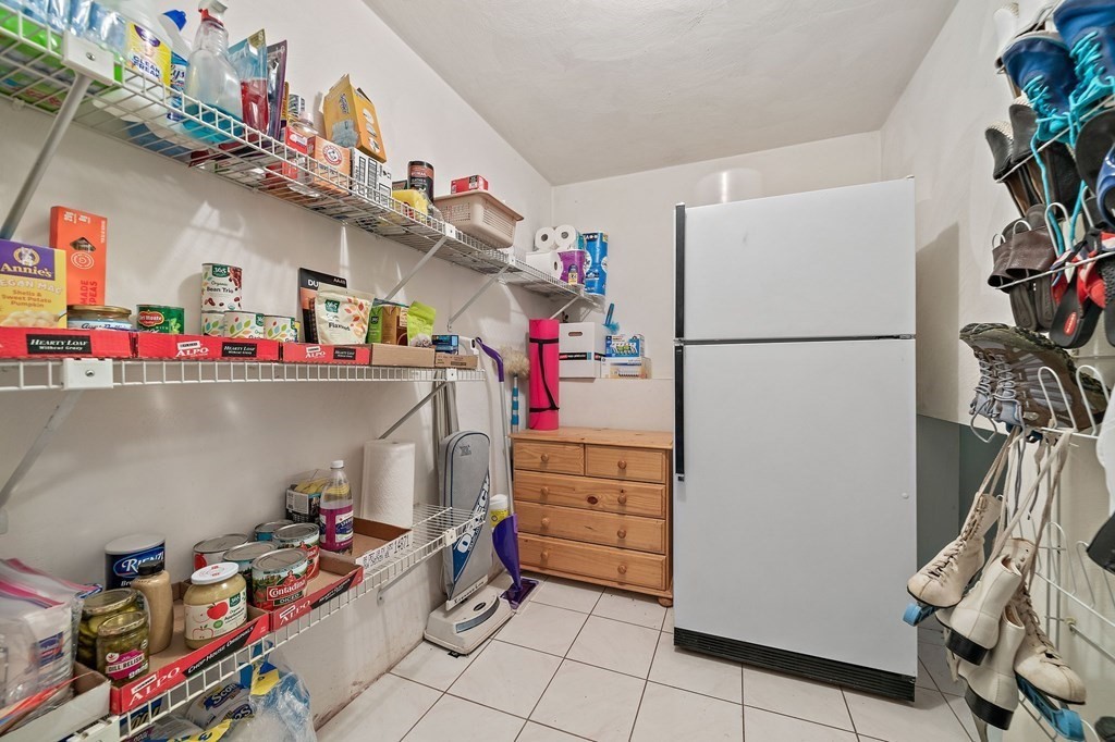 39 Sunset Road Weymouth, MA 02189 - Photo 20 of 28 Gallery Image 20
