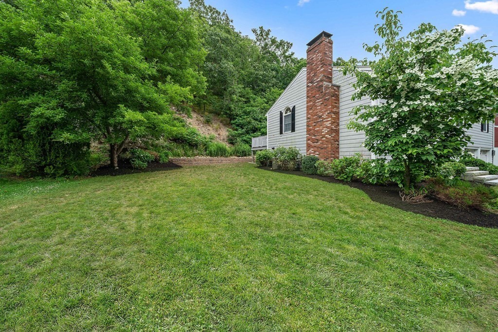 39 Sunset Road Weymouth, MA 02189 - Photo 27 of 28 Gallery Image 27