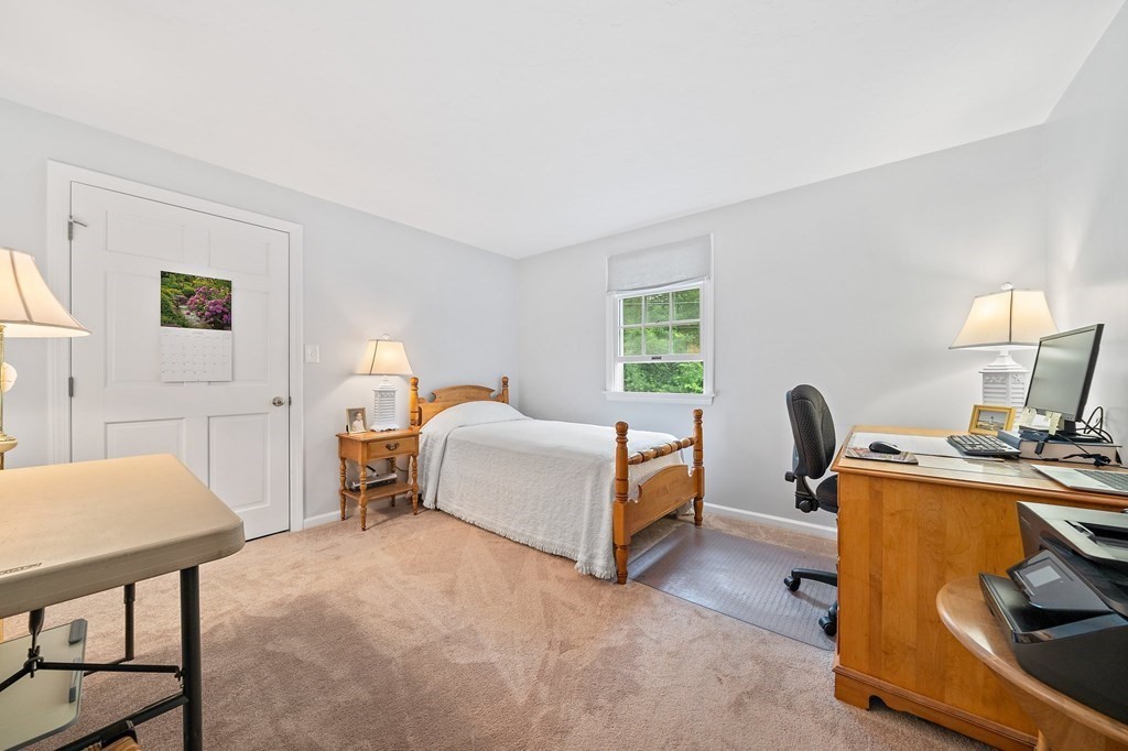 39 Sunset Road Weymouth, MA 02189 - Photo 9 of 28 Gallery Image 9