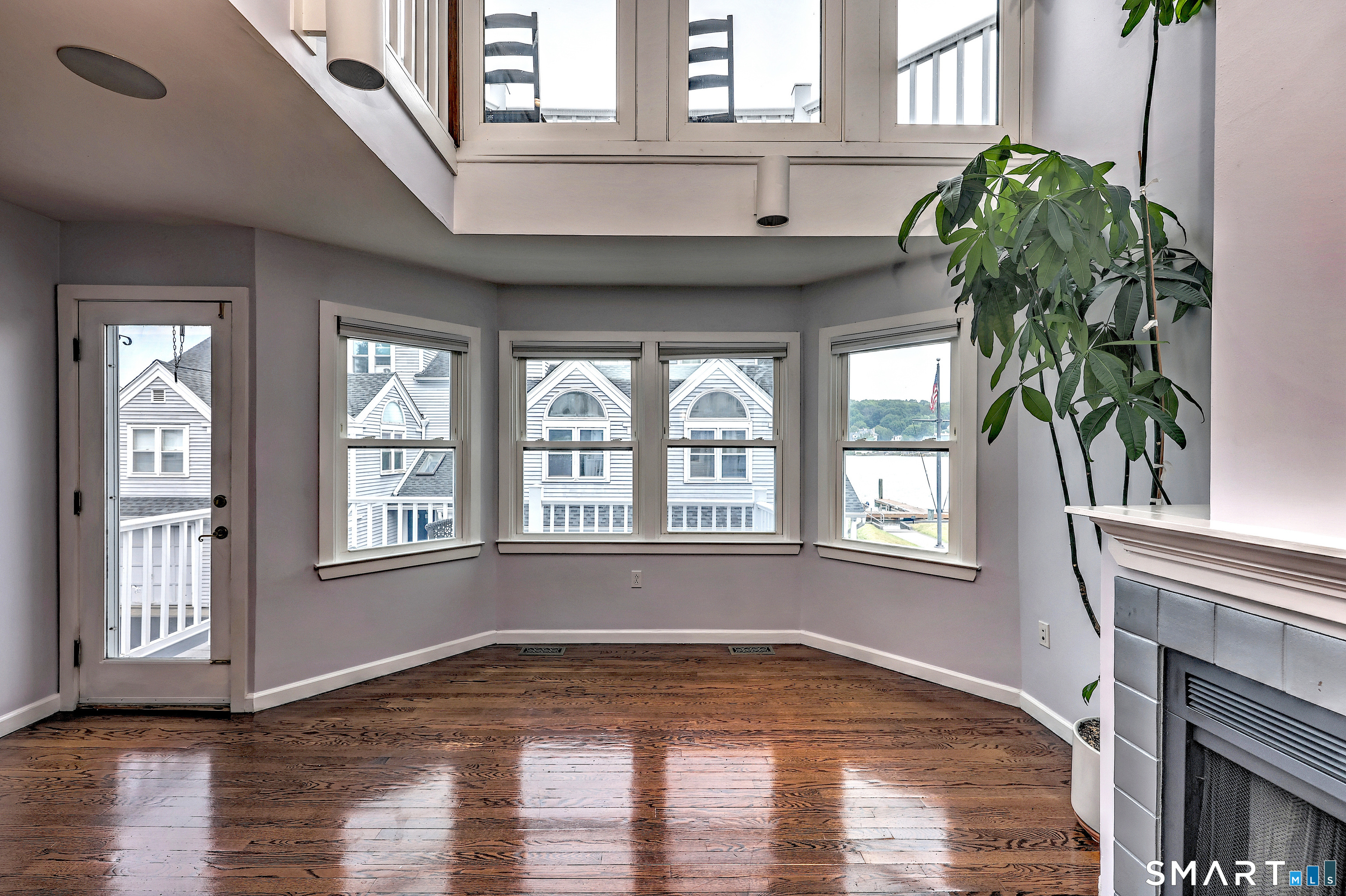 229 Front Street, Unit 1 New Haven, CT 06513 - Photo 13 of 39