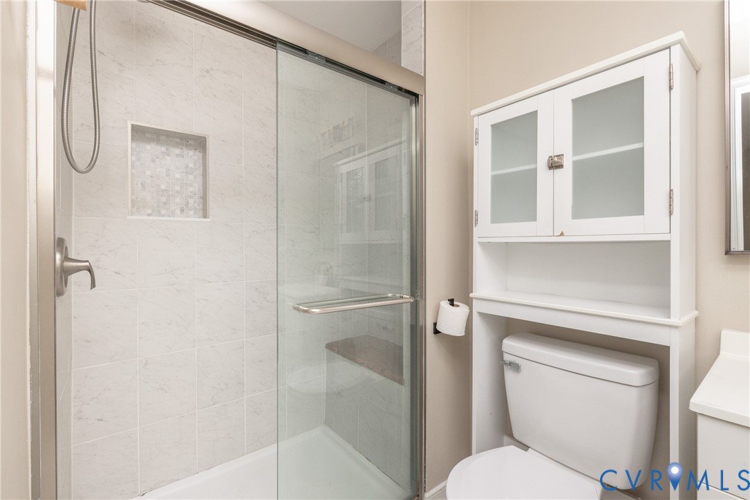 9731 Alfaree Road North Chesterfield, VA 23237 - Photo 6 of 42 Primary bathroom, glass door shower, custom niche