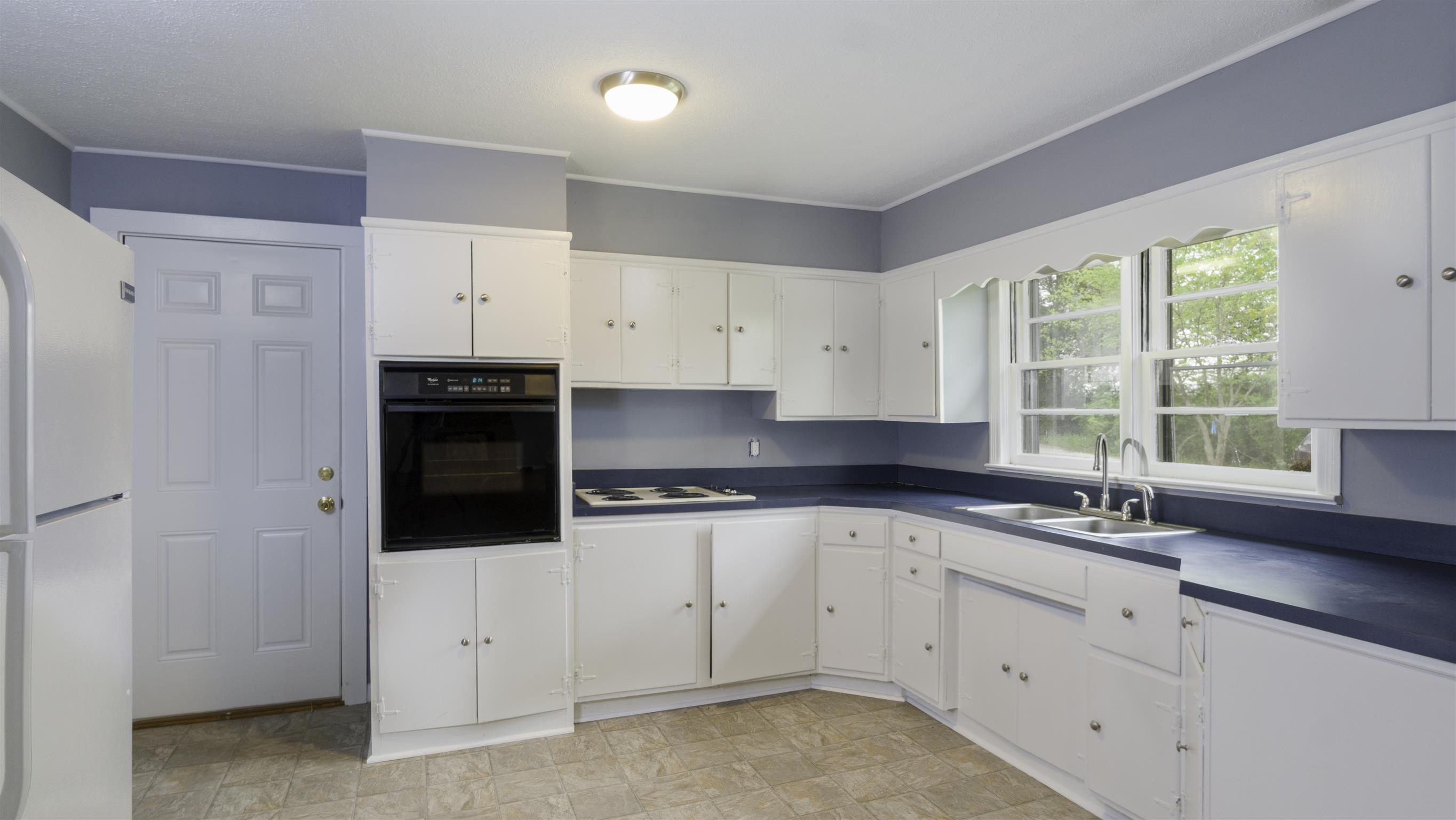 3023 Henderson Road Springfield, TN 37172 - Photo 6 of 17 Gallery Image 6