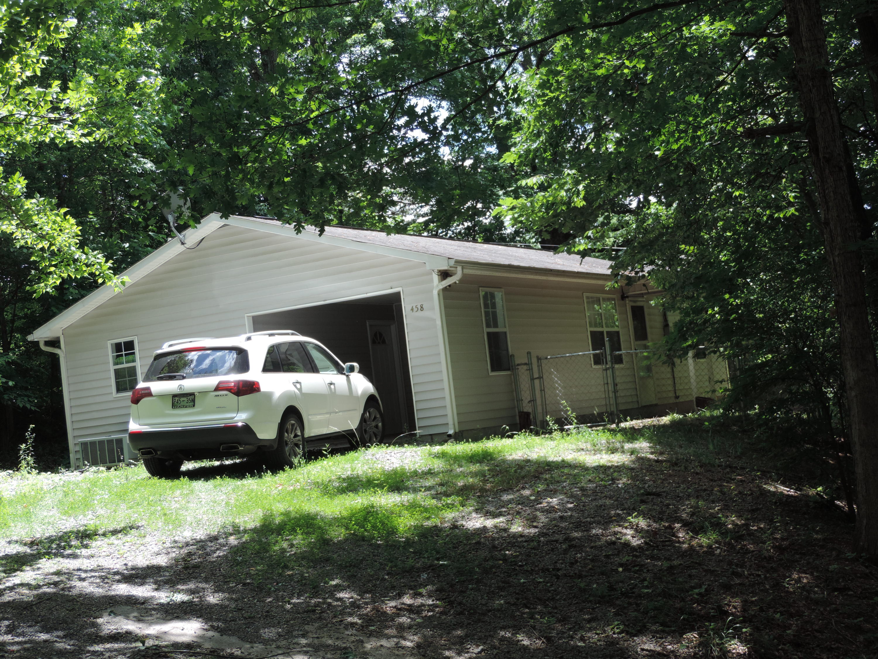 458 McMahan Road Pigeon Forge, TN 37863 - Photo 3 of 19 Welcome Home !