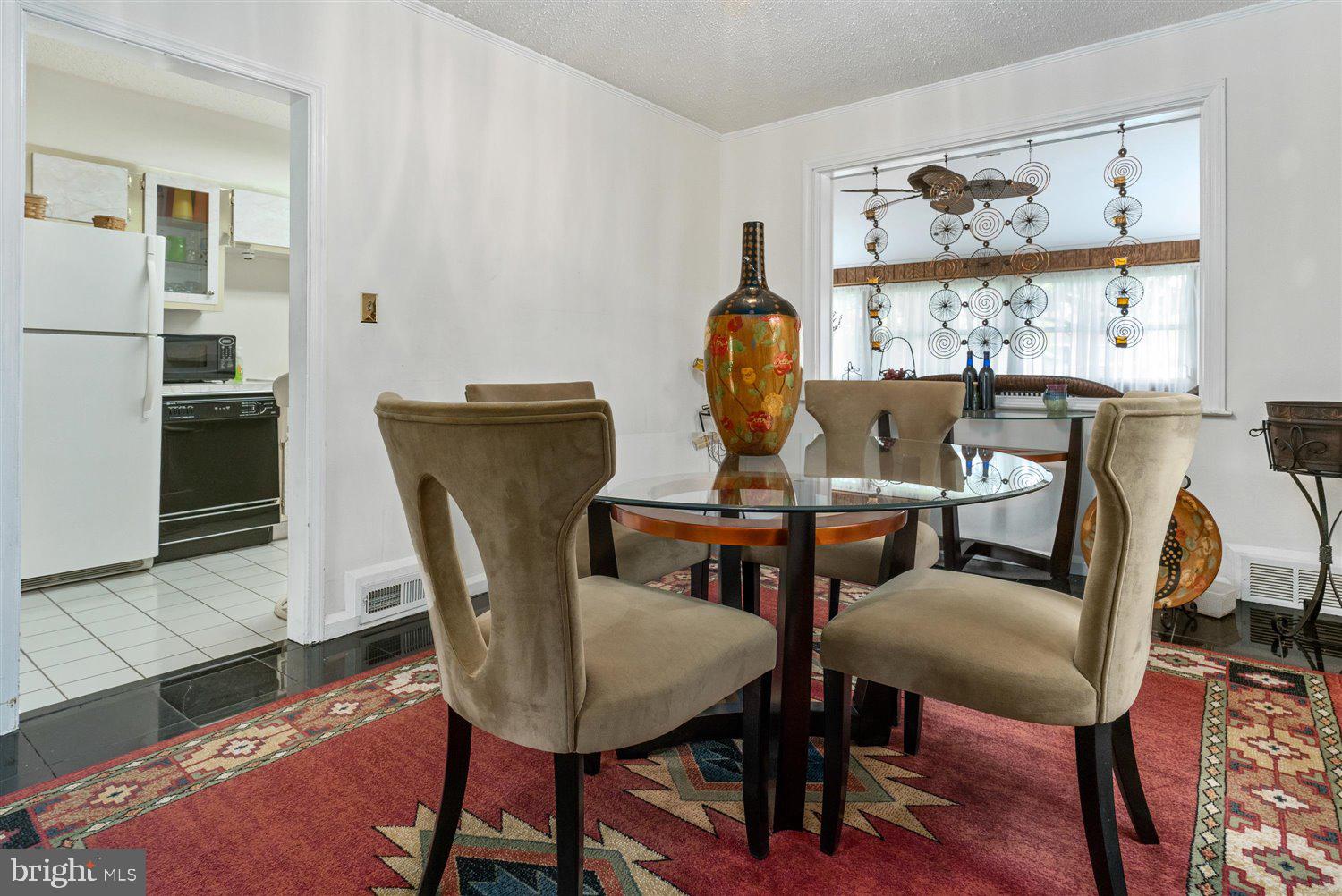 1501 Gleneagle Road Baltimore, MD 21239 - Photo 7 of 36