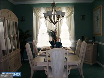 8 Cypress Point Road Westampton, NJ 08060 - Photo 6 of 12 Dining Room