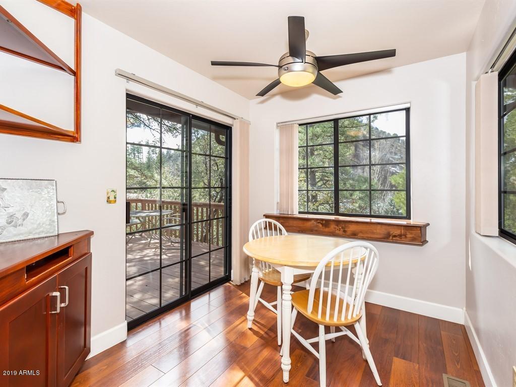 1255 Coyote Road Prescott, AZ 86303 - Photo 10 of 28 Casual Dining Area