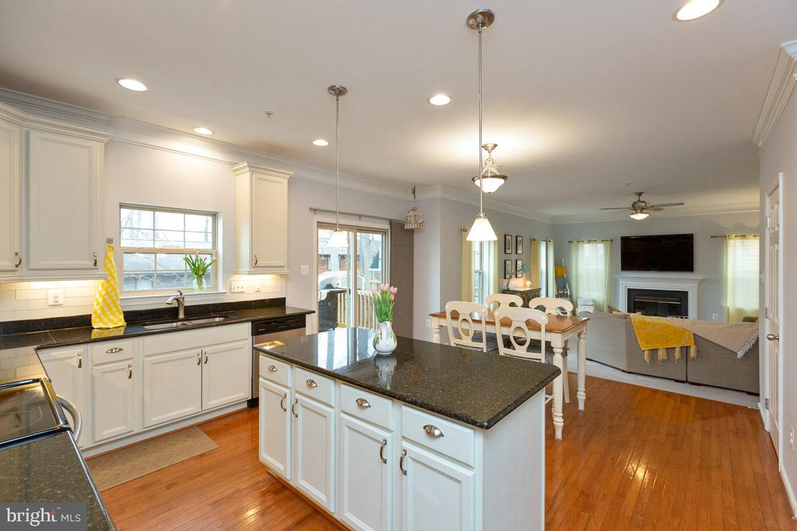 7420 Rimrock Court New Market, MD 21774 - Photo 11 of 62 Spacious Open Kitchen