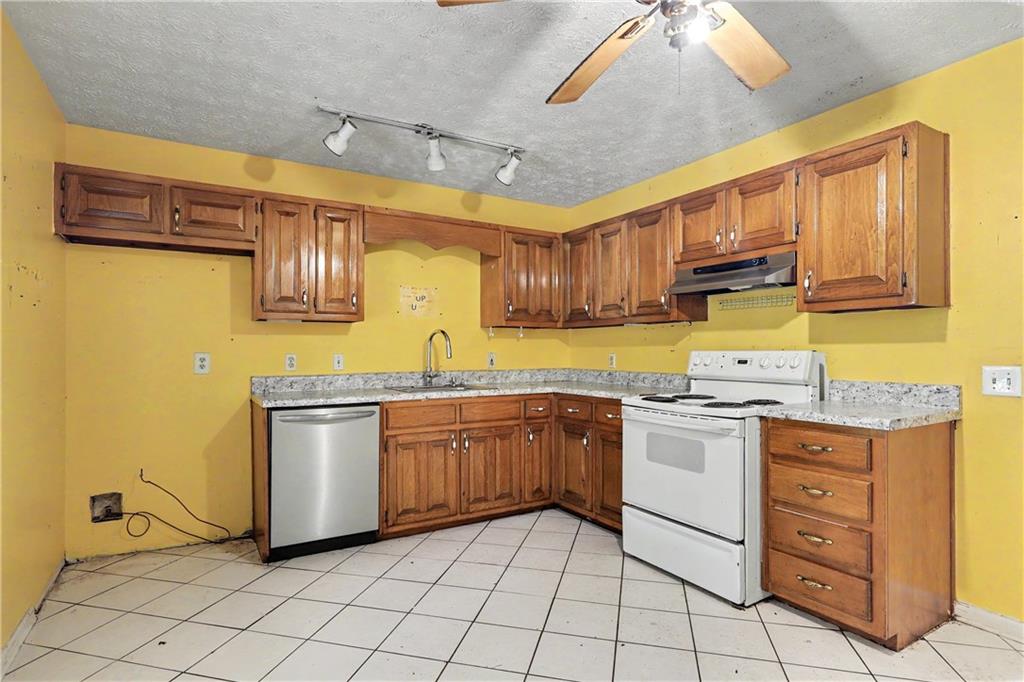 518 Spring Street Villa Rica, GA 30180 - Photo 10 of 39