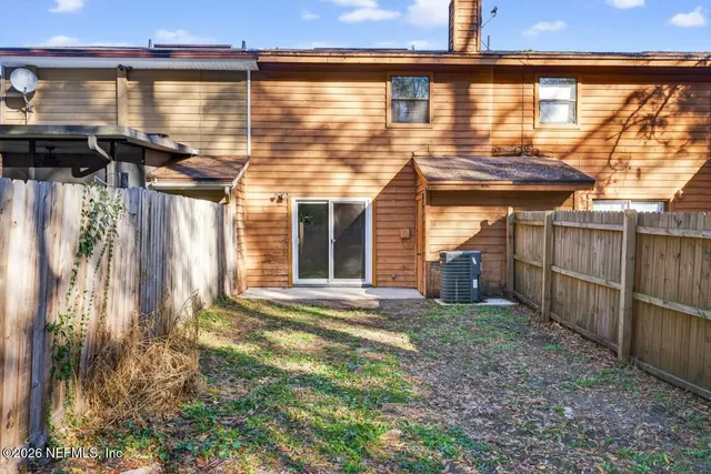 $1,350 | 4482 Melissa Court West, Jacksonville, FL 32210