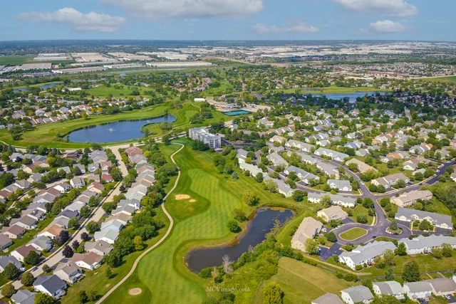 $239,000 | 13825 South Bristlecone Drive, Unit C, Plainfield, IL 60544