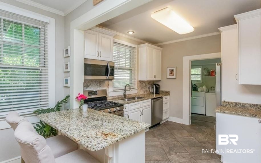 105 Macy Place Mobile, AL 36604 - Photo 8 of 10