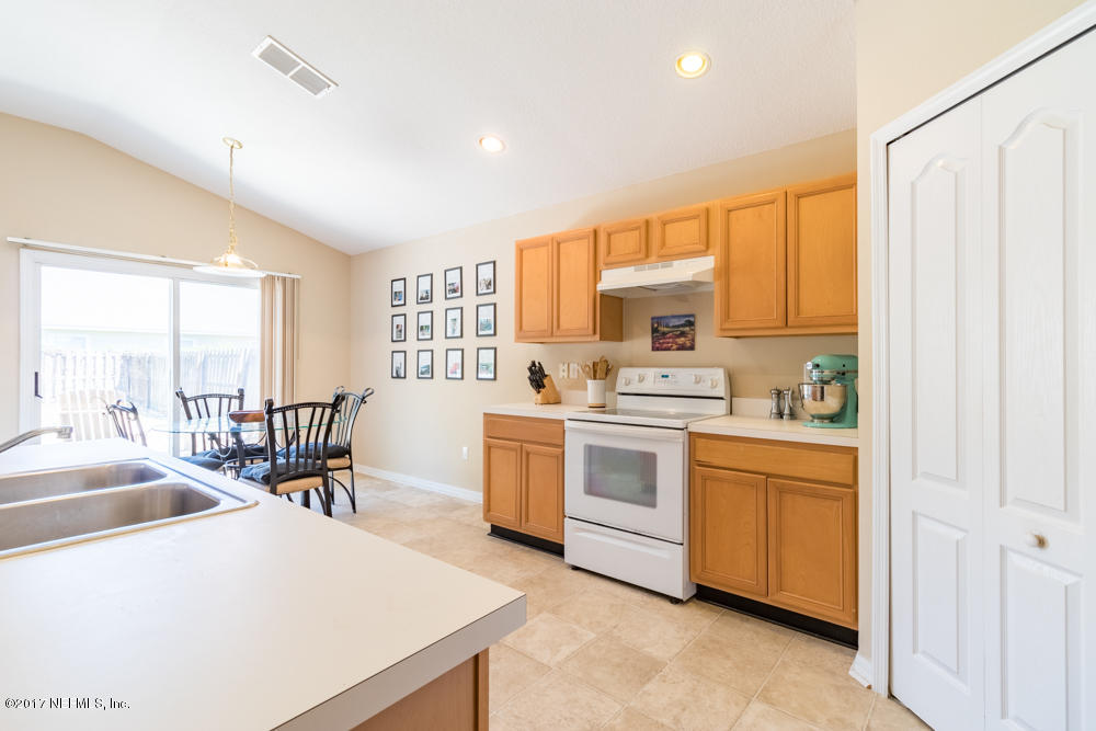 604 Racoon Court St. Johns, FL 32259 - Photo 8 of 22 33