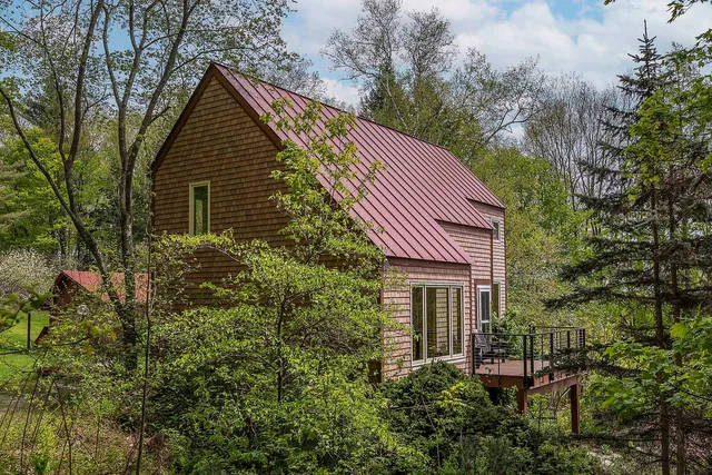 $499,000 | 3361 County Road, Windsor, VT 05089