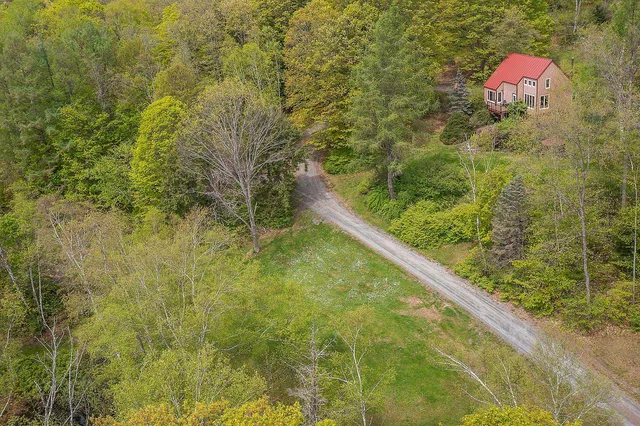 $499,000 | 3361 County Road, Windsor, VT 05089