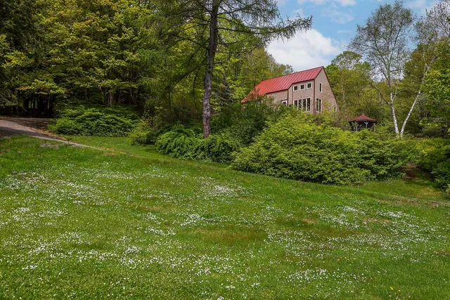 $499,000 | 3361 County Road, Windsor, VT 05089