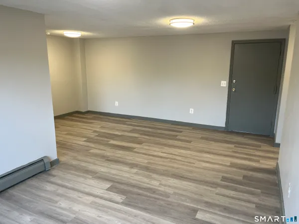$1,450 | 32 Cook Avenue, Unit C22, Meriden, CT 06451