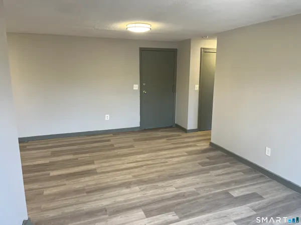 $1,450 | 32 Cook Avenue, Unit C22, Meriden, CT 06451