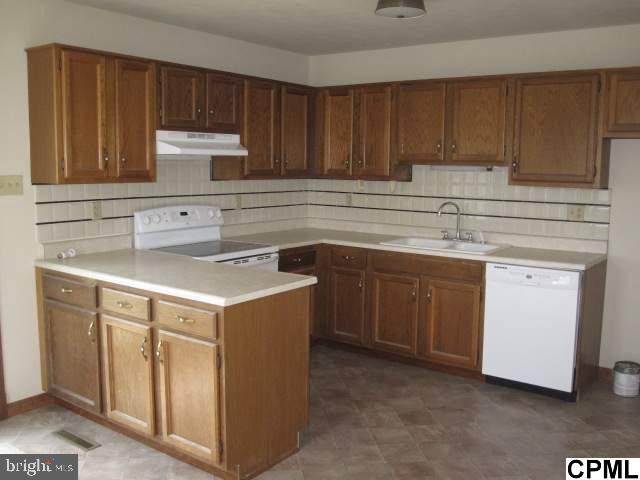 4415 Beaumont Road Dover, PA 17315 - Photo 4 of 9 Gallery Image 4
