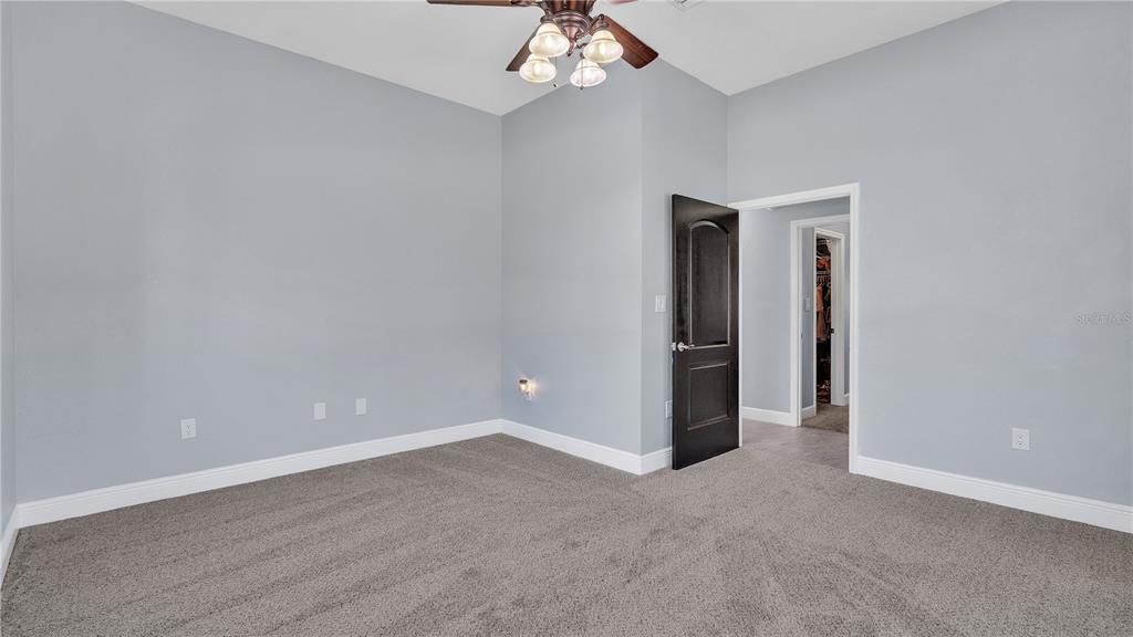 3943 West Campbell Road Lakeland, FL 33810 - Photo 40 of 71 a view of an empty room with a window