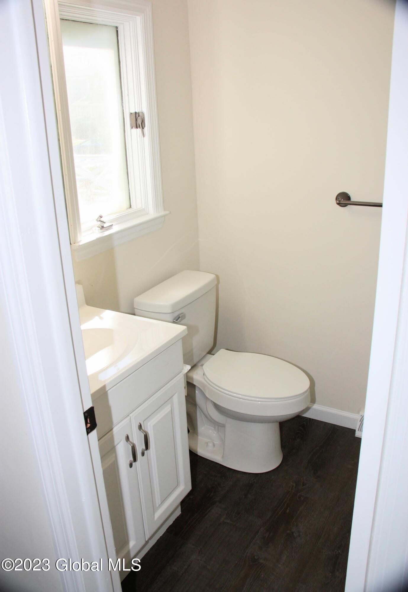 1665 Rugby Road Schenectady, NY 12309 - Photo 11 of 44 IMG_9288