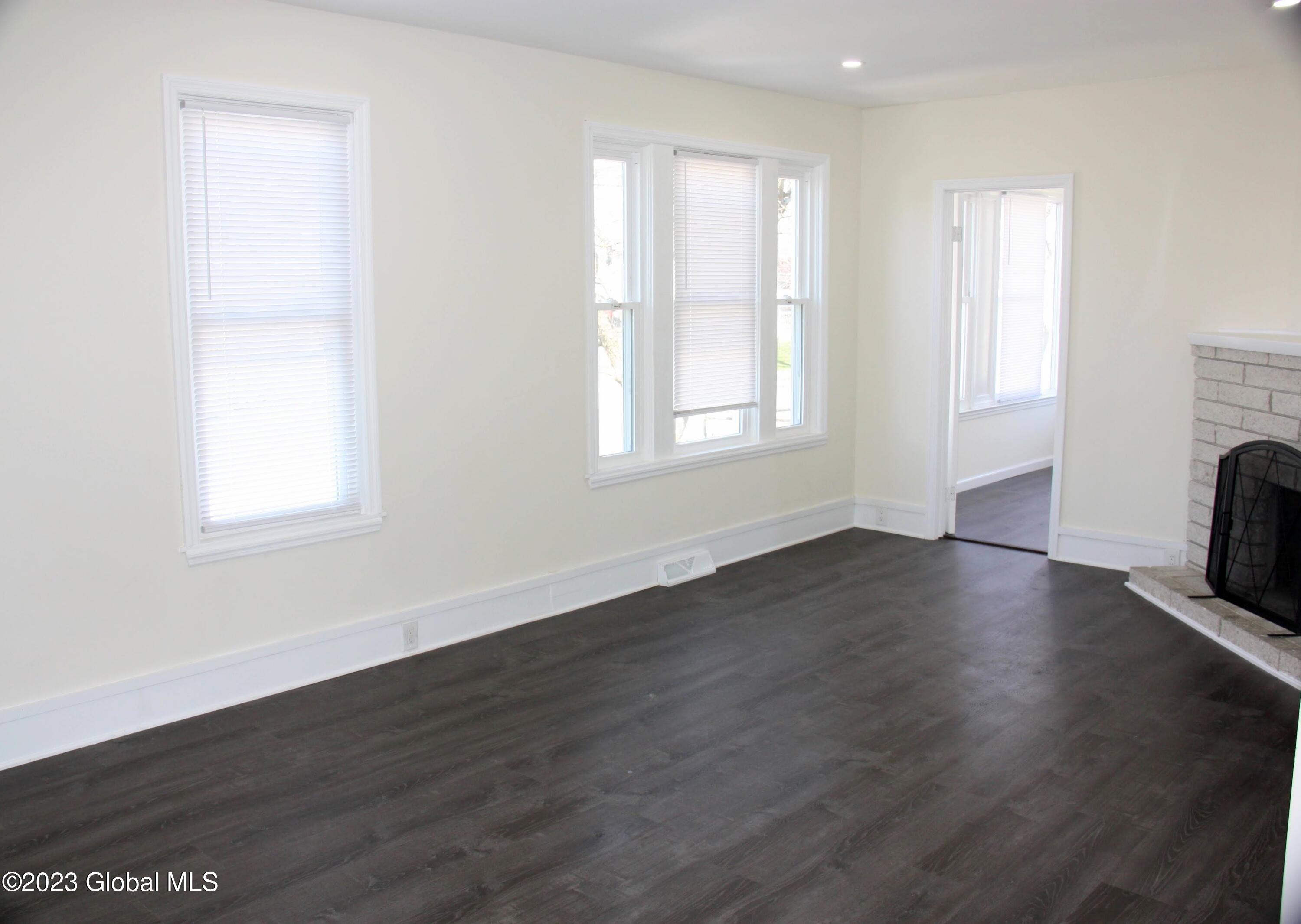 1665 Rugby Road Schenectady, NY 12309 - Photo 13 of 44 IMG_9290