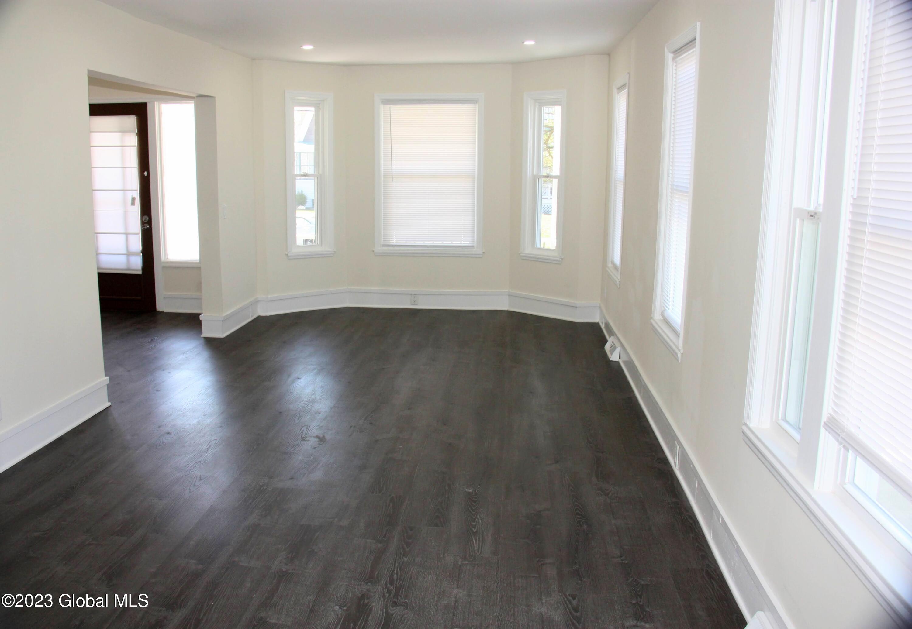 1665 Rugby Road Schenectady, NY 12309 - Photo 14 of 44 IMG_9291